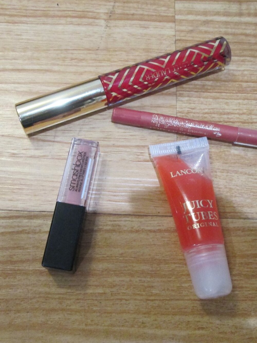 Lipstick gloss ,pencil 4xBundle Juicy tubes and more travel size&more lancome EL